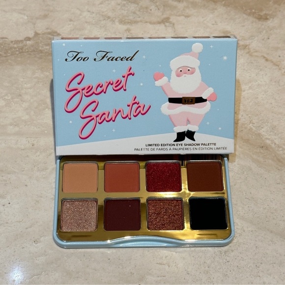 Too Faced Other - Too Faced Secret Santa Eyeshadow Palette ☃️ Gift Idea